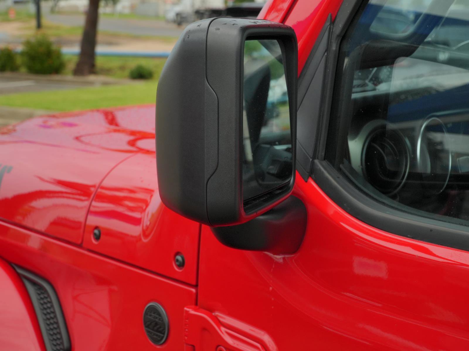 Used 2023 Jeep Gladiator Sport AWD/4WD image 10