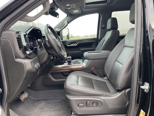 Used 2022 Chevrolet Silverado 1500 RST w/ Convenience Package II image 8