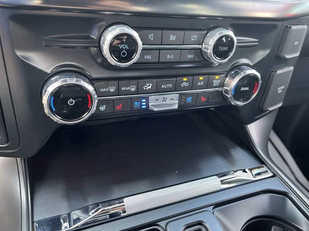 Used 2024 Ford F150 Lariat w/ Bed Utility Package AWD/4WD image 19