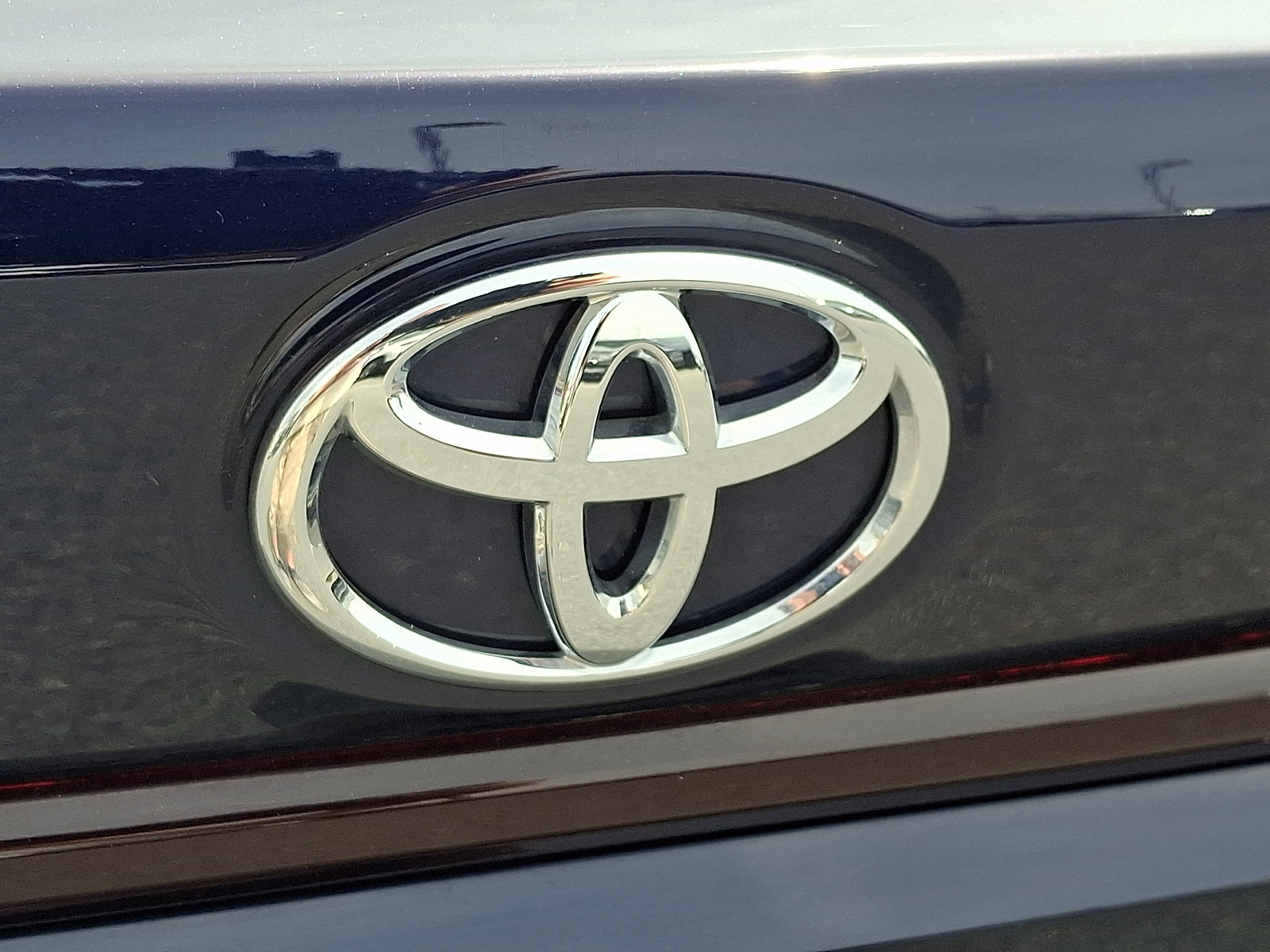 Used 2021 Toyota Corolla LE w/ LE Convenience Package FWD image 32