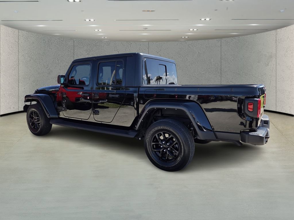 Used 2022 Jeep Gladiator Sport image 5