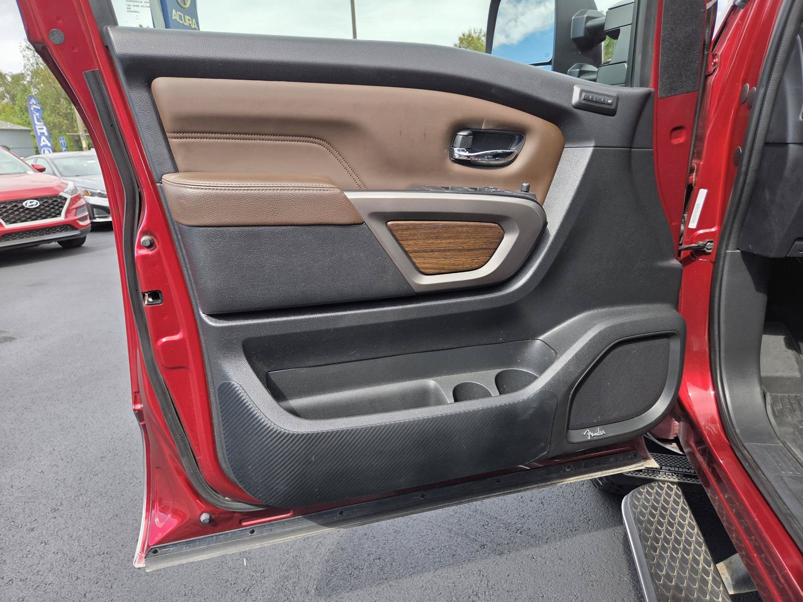 Used 2022 Nissan Titan Platinum Reserve w/ Moonroof Package AWD/4WD image 12