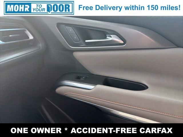 Used 2025 Chevrolet Traverse LT image 27