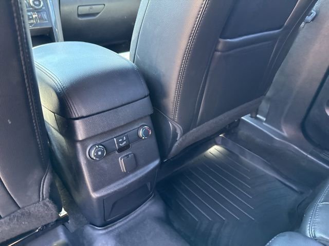 Used 2017 Ford Explorer XLT w/ Equipment Group 202A image 17