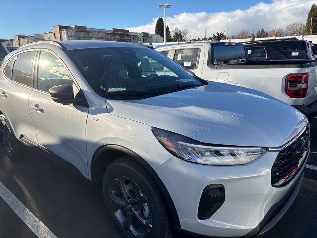 New 2026 Ford Escape ST-Line w/ Tech Pack #1 image 4