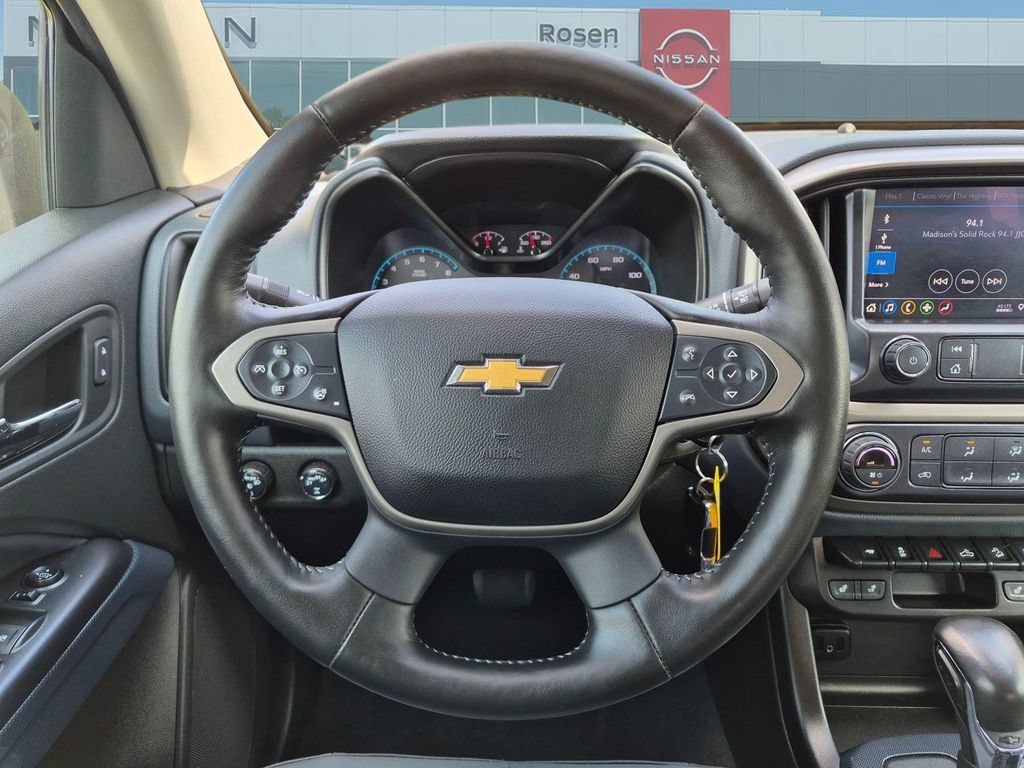 Used 2022 Chevrolet Colorado Z71 AWD/4WD image 15