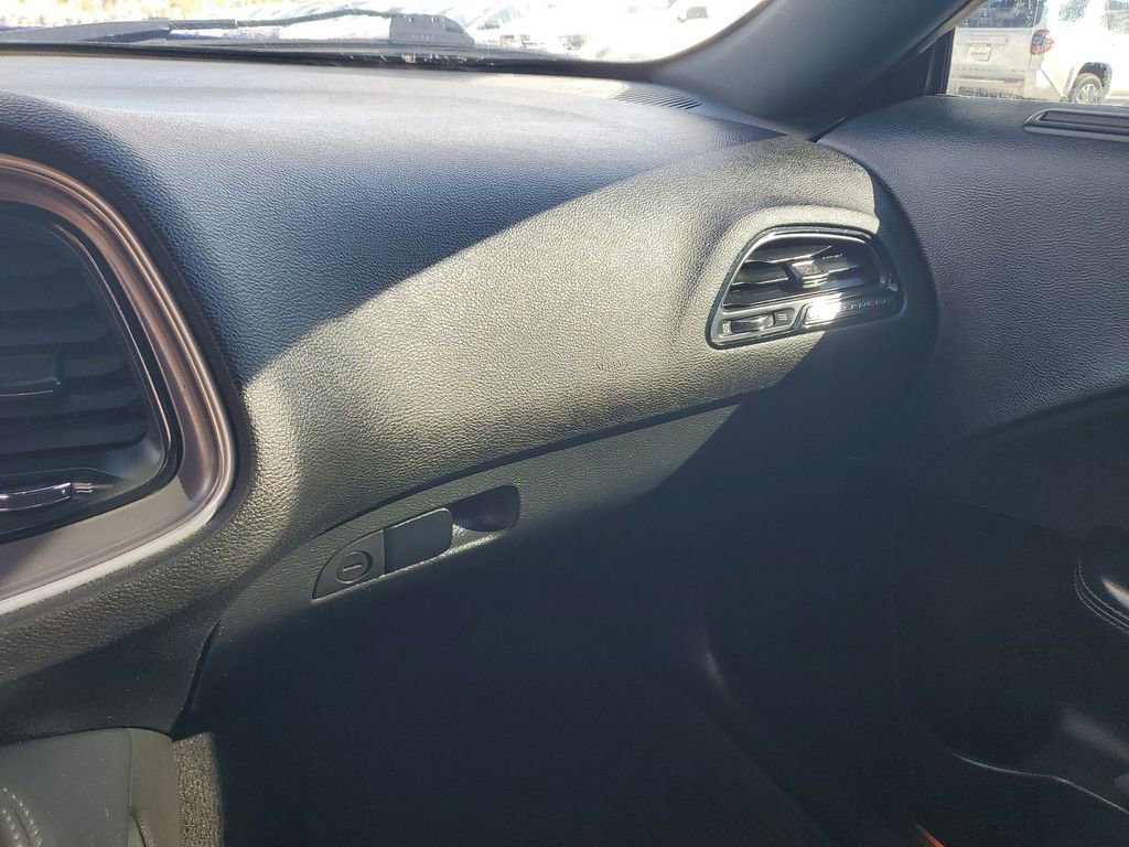 Used 2021 Dodge Challenger SXT image 26