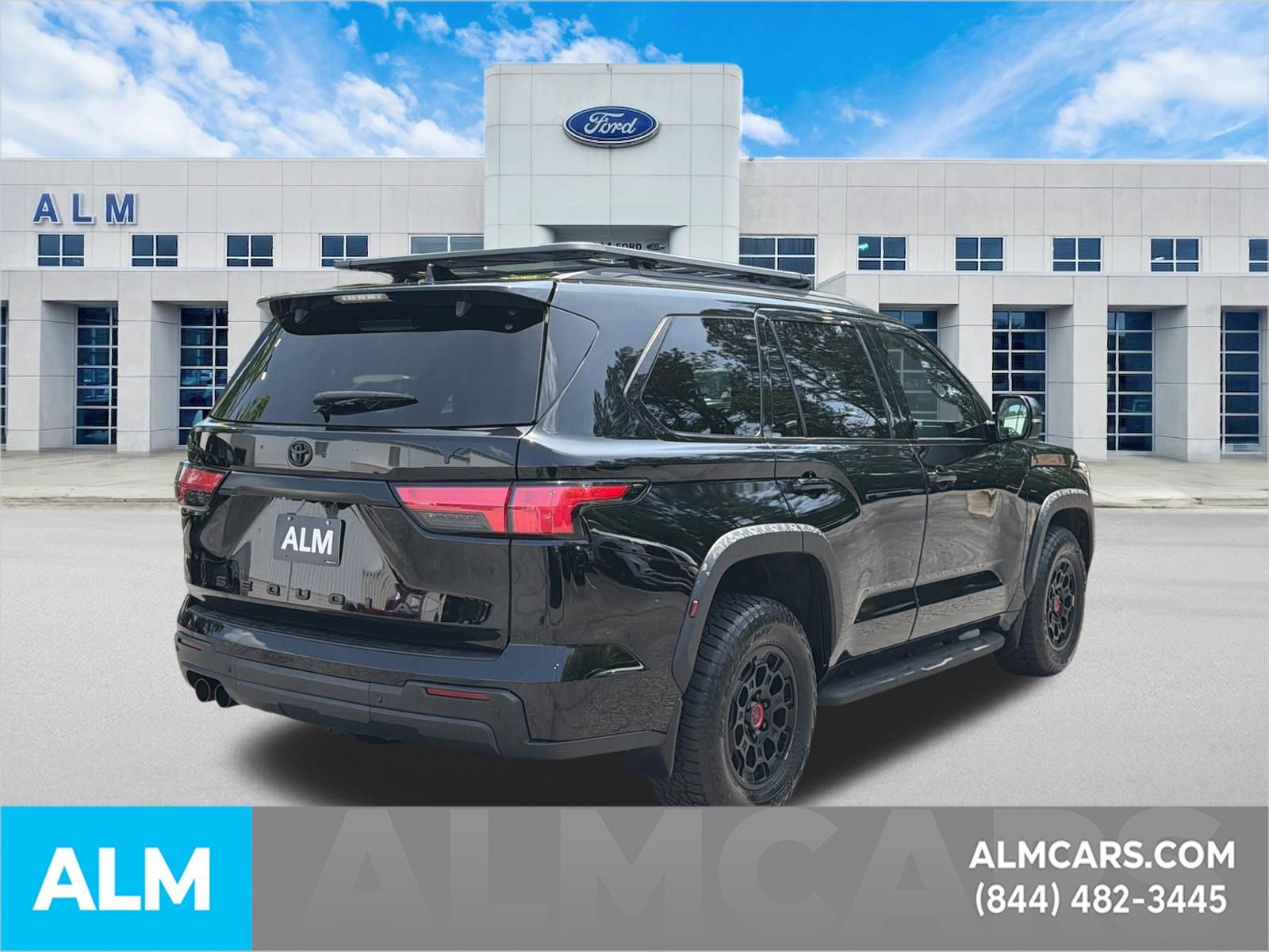 Used 2024 Toyota Sequoia TRD Pro AWD/4WD image 5