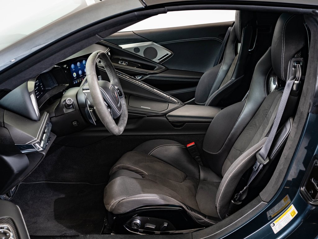 Used 2020 Chevrolet Corvette Stingray Premium Cpe w/ 3LT image 22