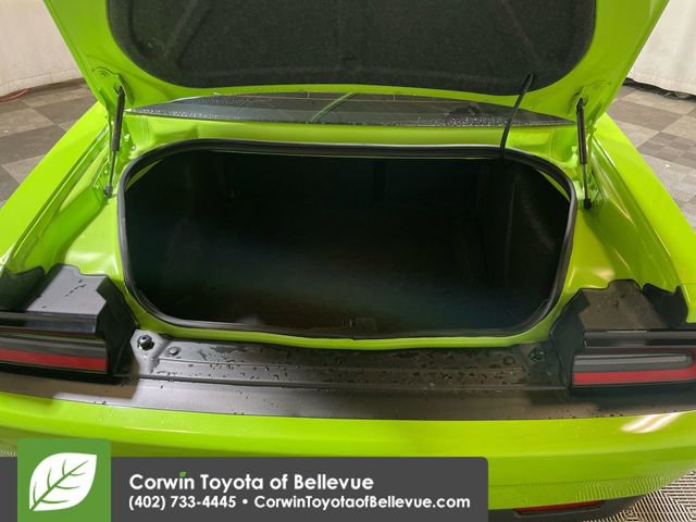 Used 2015 Dodge Challenger SRT Hellcat image 16