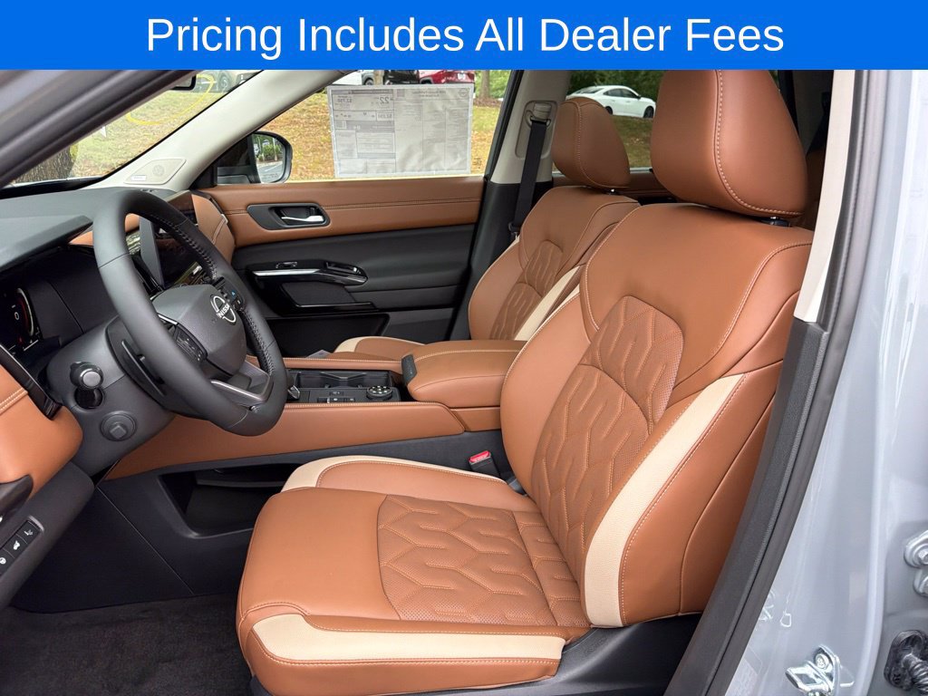 New 2026 Nissan Pathfinder Platinum AWD/4WD image 16