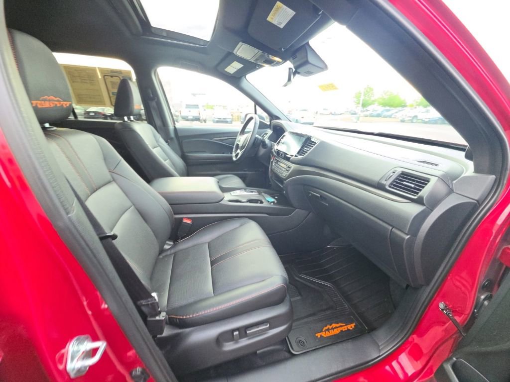 Certified 2024 Honda Ridgeline TrailSport image 33