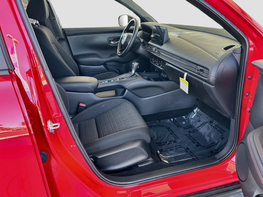 Certified 2026 Honda HR-V Sport image 26
