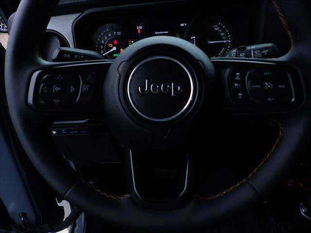 Certified 2024 Jeep Wrangler Unlimited AWD/4WD image 13