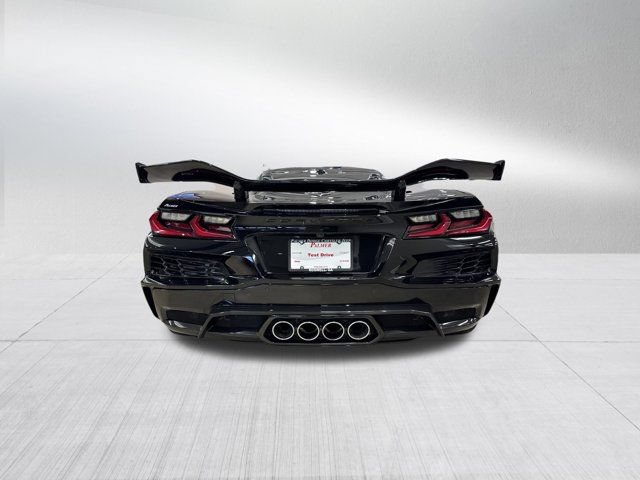 Used 2024 Chevrolet Corvette Z06 RWD image 7