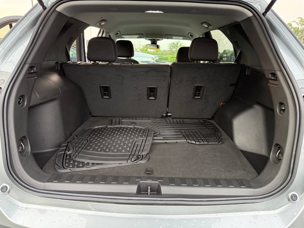 Used 2023 Chevrolet Equinox LS w/ LS Convenience Package AWD/4WD image 10