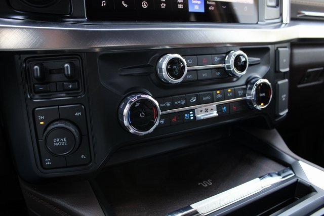 New 2025 Ford F350 King Ranch w/ FX4 Off-Road Package image 8