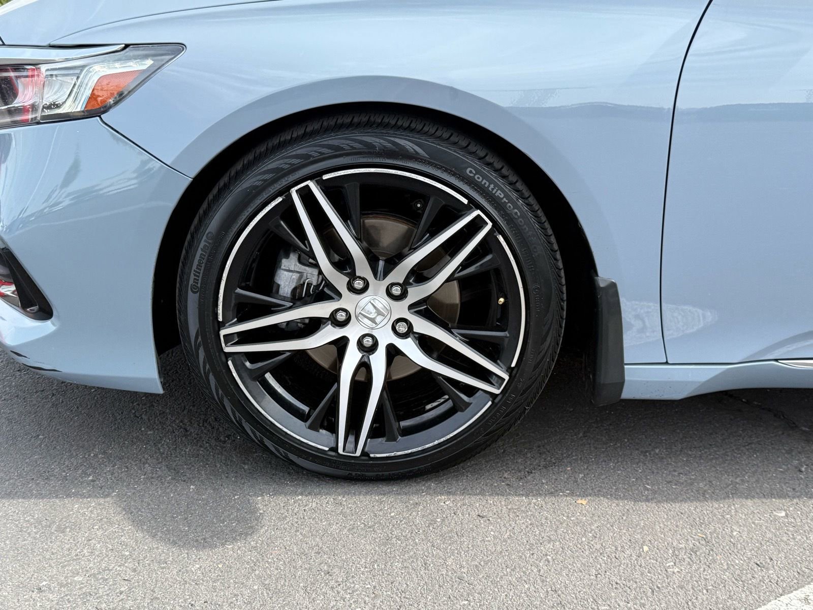 Used 2021 Honda Accord Touring image 11