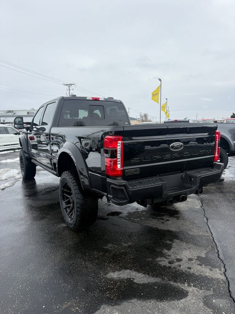 New 2026 Ford F250 Lariat w/ Black Appearance Package image 10