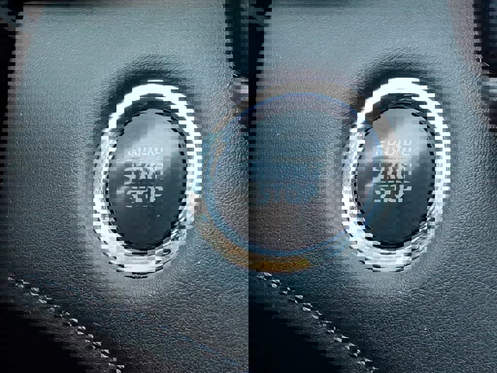 Used 2023 Toyota Highlander XLE image 24