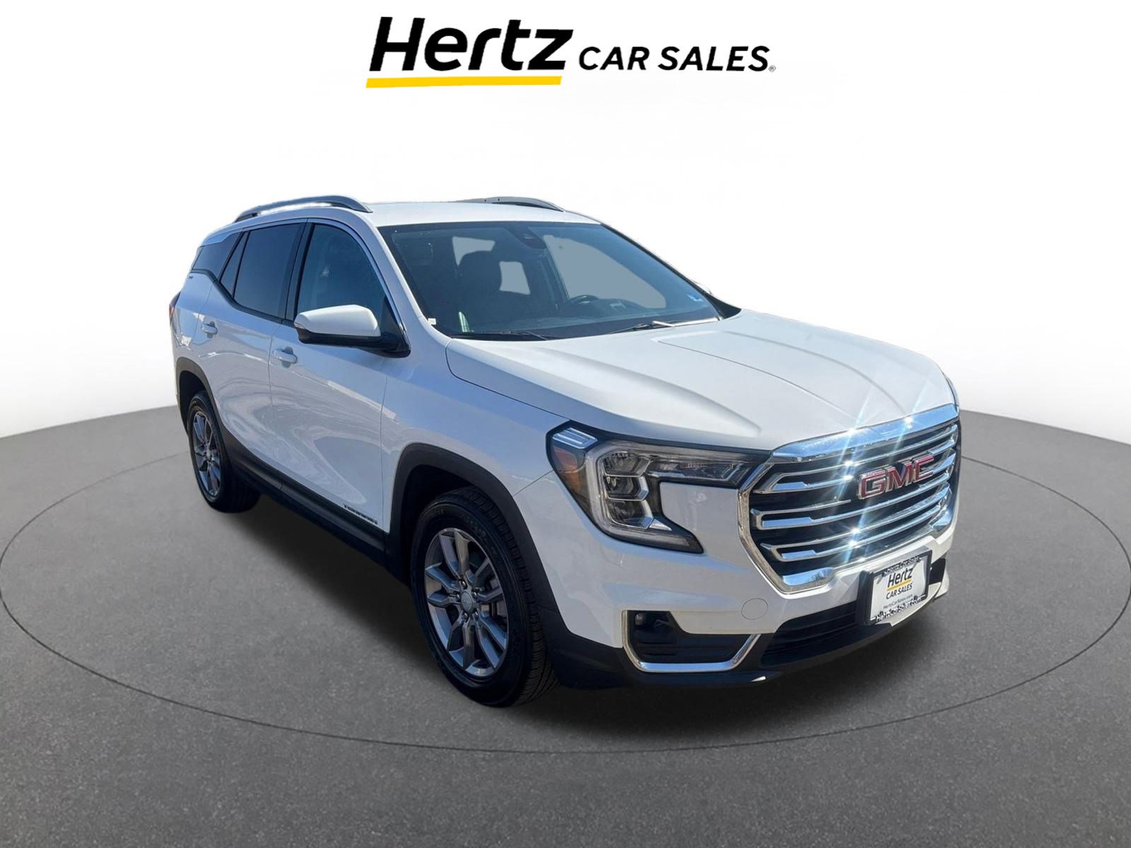 Used 2024 GMC Terrain SLT image 1