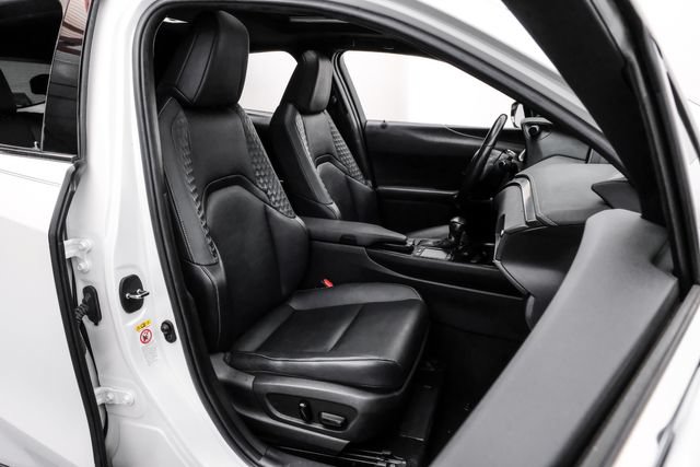 Used 2019 Lexus UX 200 w/ Premium Package FWD image 43