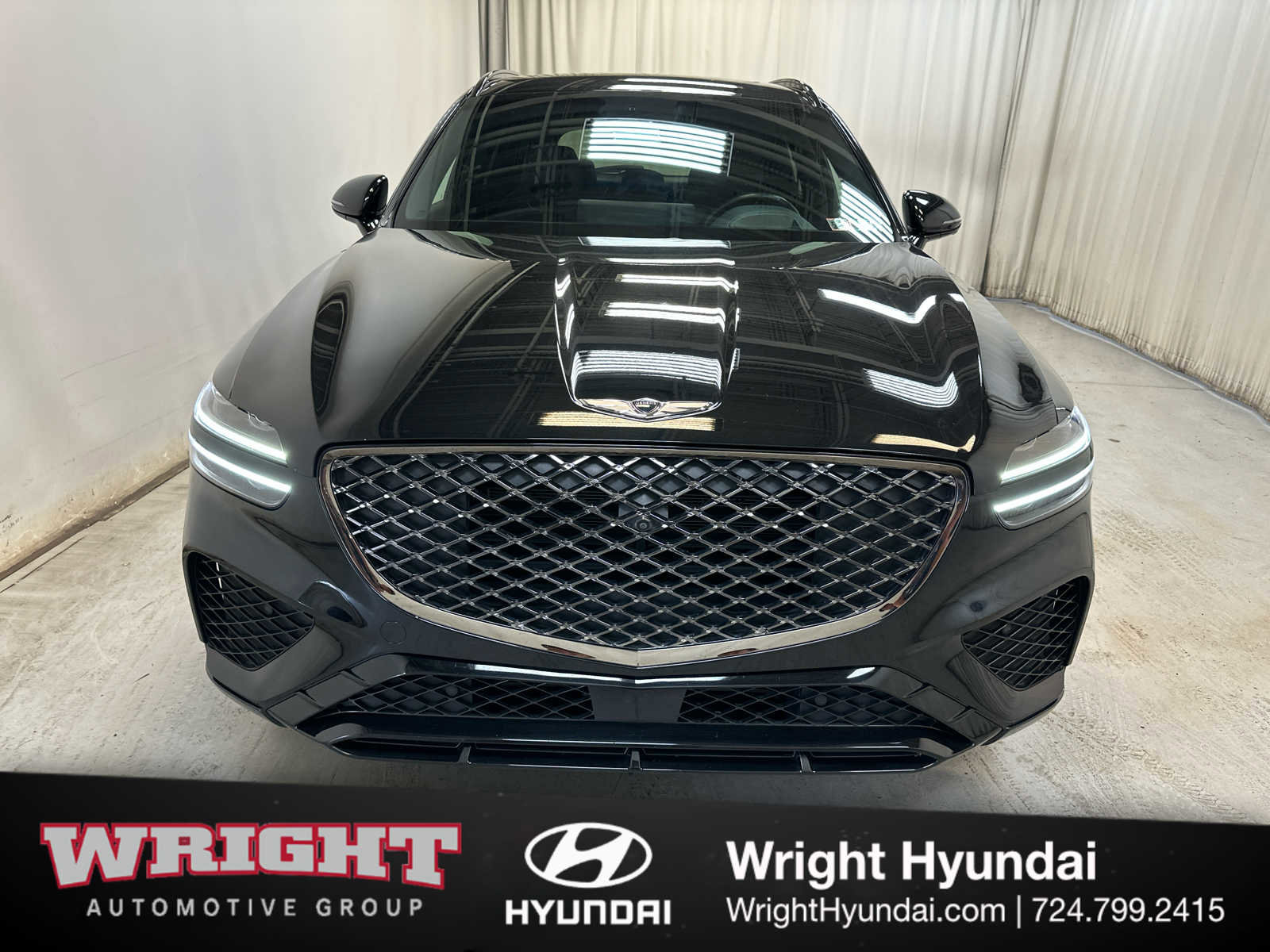 Used 2022 Genesis GV70 3.5T Sport w/ Sport Prestige Package AWD/4WD image 2