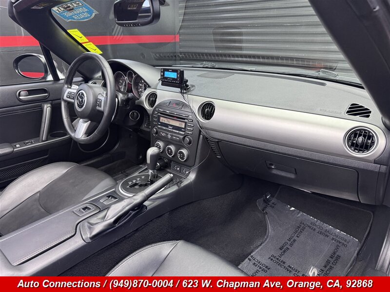 Used 2011 MAZDA MX-5 Miata Grand Touring w/ Premium Pkg RWD image 10