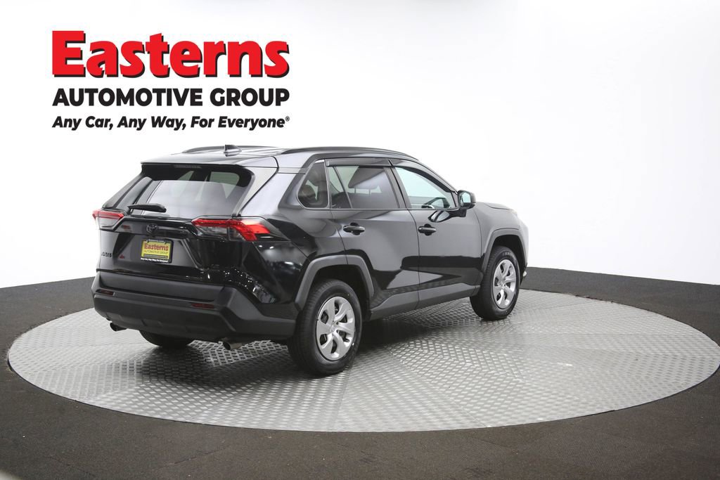 Used 2021 Toyota RAV4 LE image 39