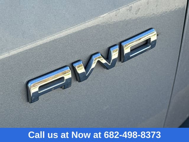 Used 2022 Ford Escape SE w/ SE Sport Appearance Package image 9