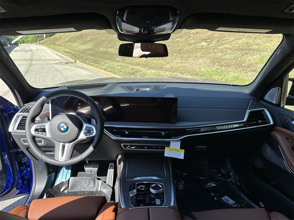 New 2026 BMW X7 M60i image 19