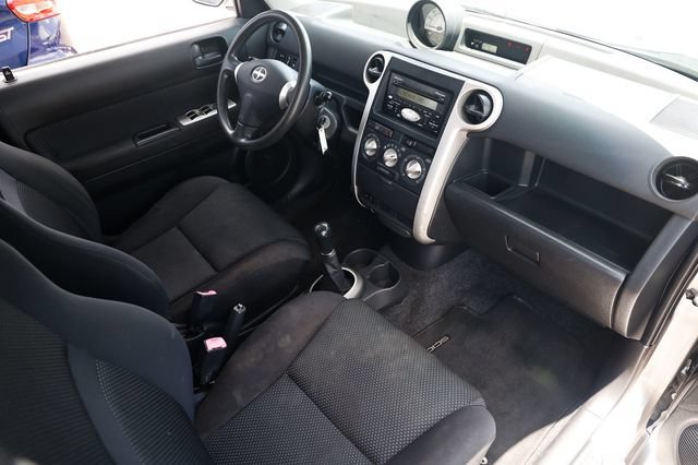 Used 2005 Scion xB FWD image 21