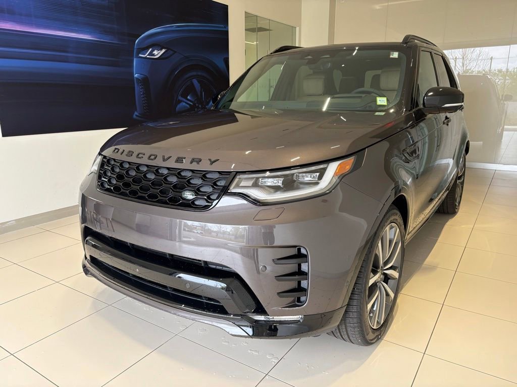 New 2026 Land Rover Discovery Dynamic SE AWD/4WD image 1