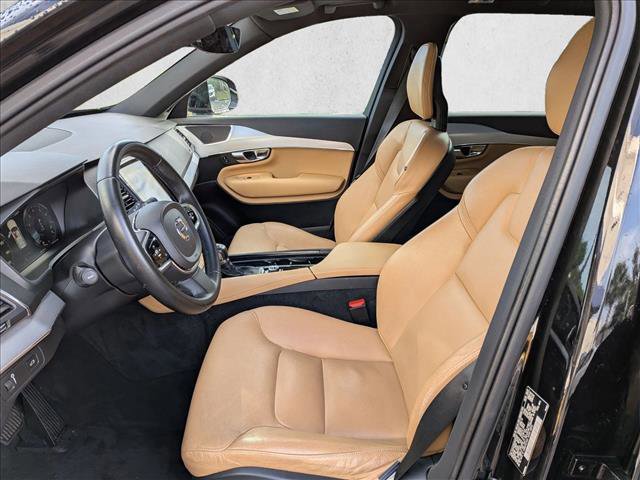 Used 2017 Volvo XC90 T6 Momentum w/ Vision Package image 14