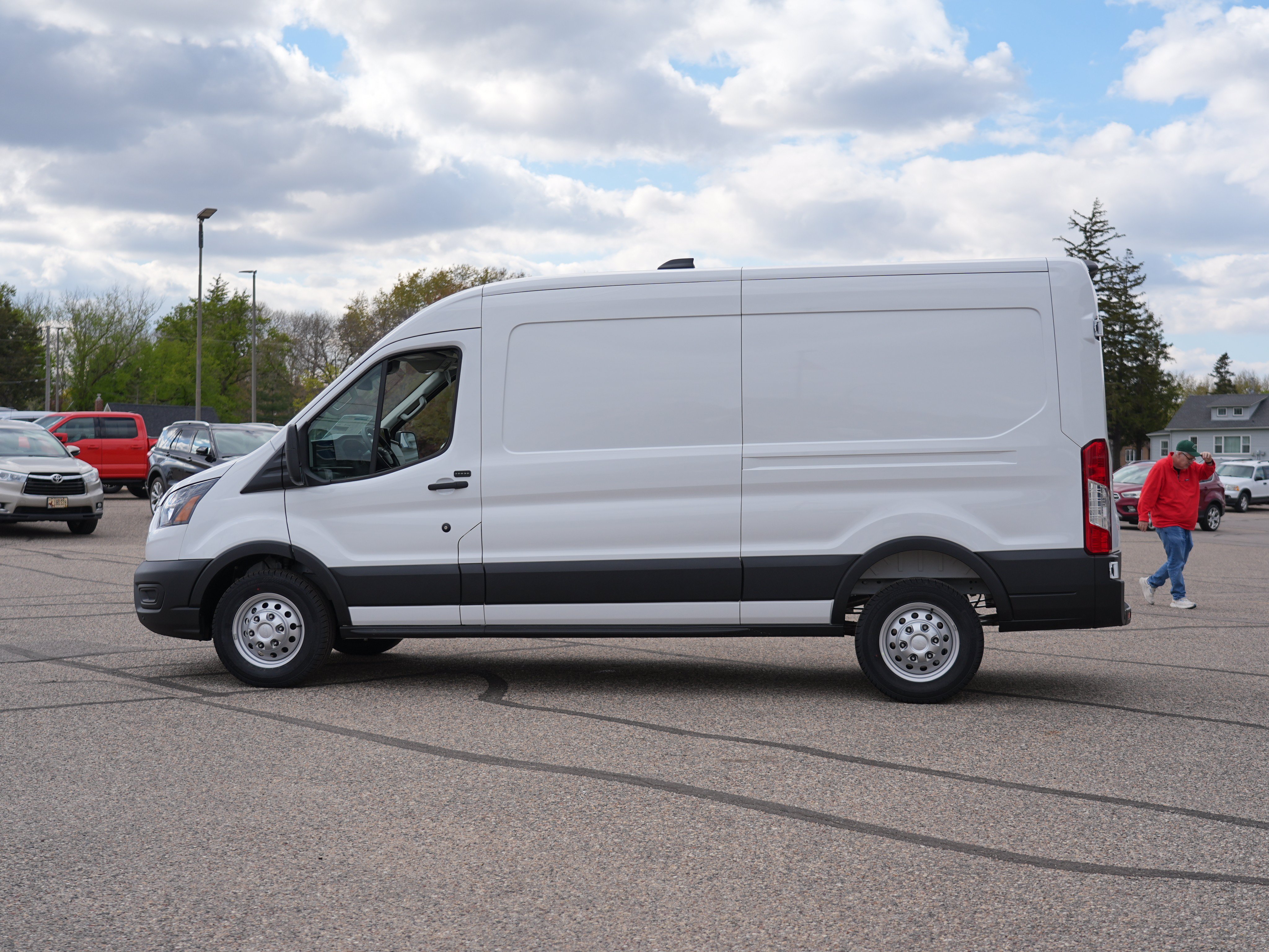 New 2026 Ford Transit 250 148 Medium Roof Extended AWD image 7