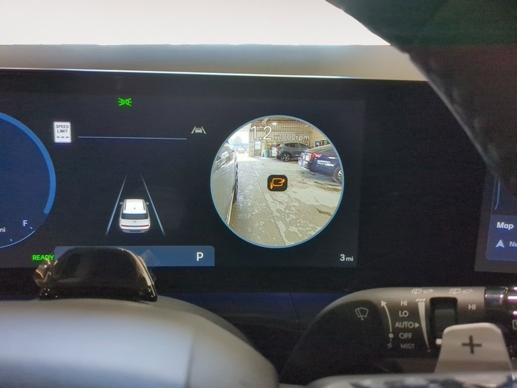 New 2025 Hyundai Santa Fe Limited image 43