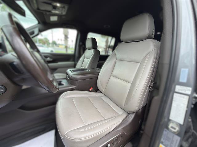 Used 2021 Chevrolet Suburban Z71 w/ Z71 Off-Road Package AWD/4WD image 11