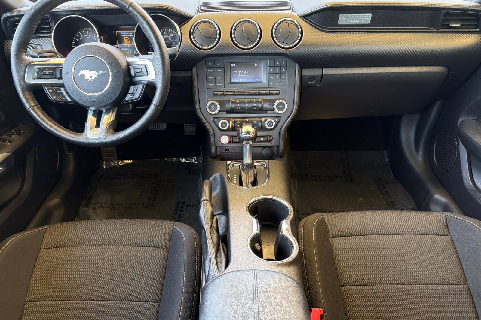Used 2017 Ford Mustang Coupe RWD image 15