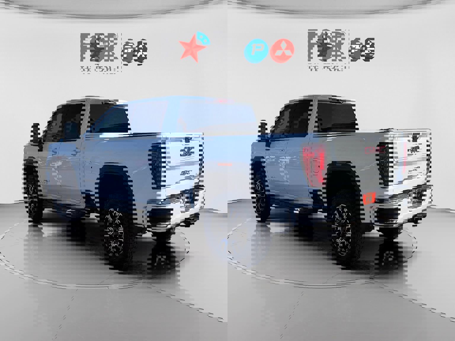 Used 2023 GMC Sierra 2500 AT4 w/ Gooseneck/5TH Wheel Package AWD/4WD image 3