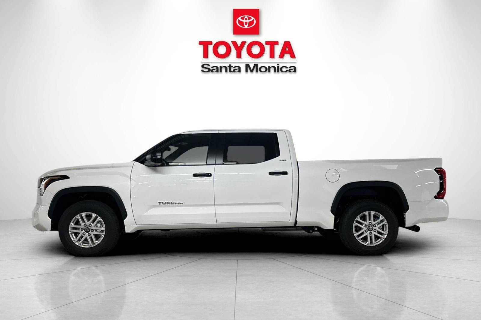New 2026 Toyota Tundra SR5 w/ SR5 Convenience Package RWD image 8