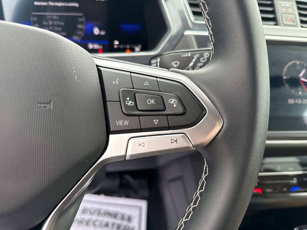 Used 2022 Volkswagen Tiguan SE image 21