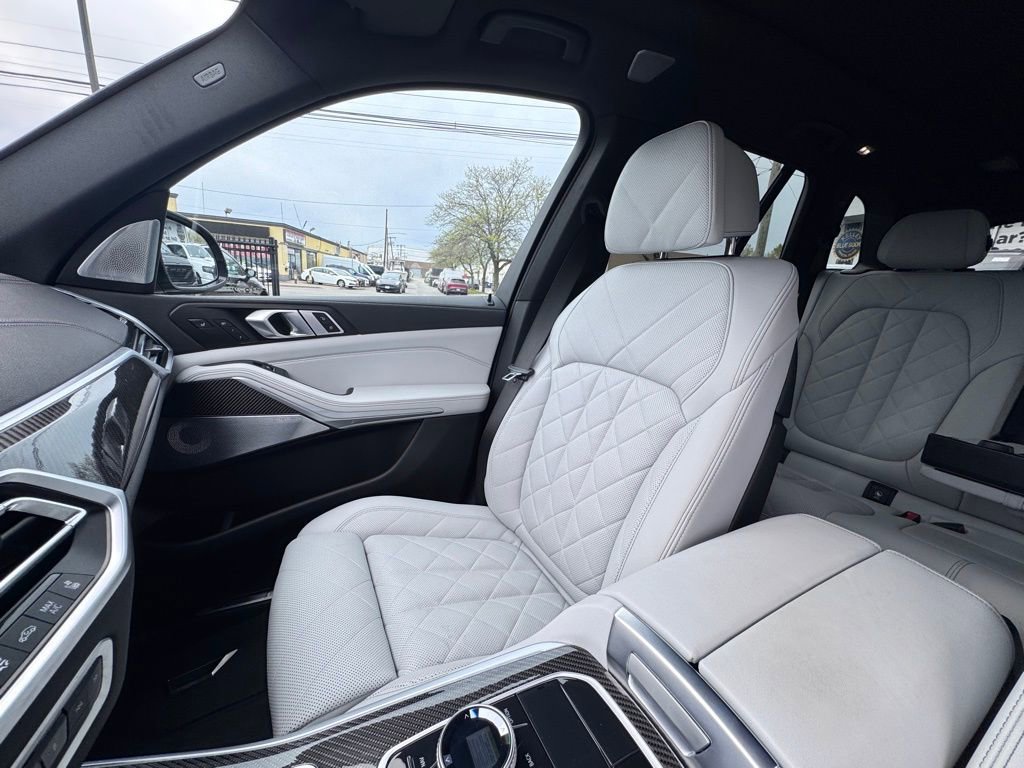 Used 2023 BMW X5 M50i w/ Executive Package AWD/4WD image 14