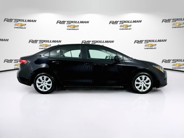 Used 2024 Toyota Corolla LE FWD image 8
