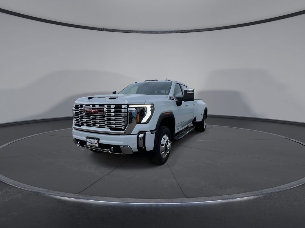 New 2026 GMC Sierra 3500 Denali w/ Denali Reserve Package image 4