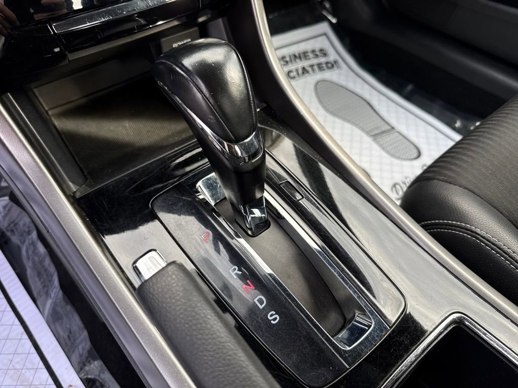 Used 2016 Honda Accord Sport image 16
