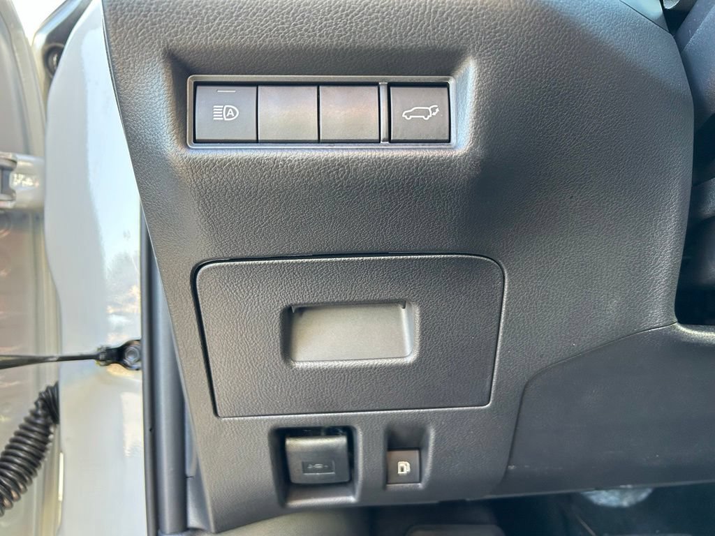 Used 2026 Toyota Grand Highlander AWD image 15