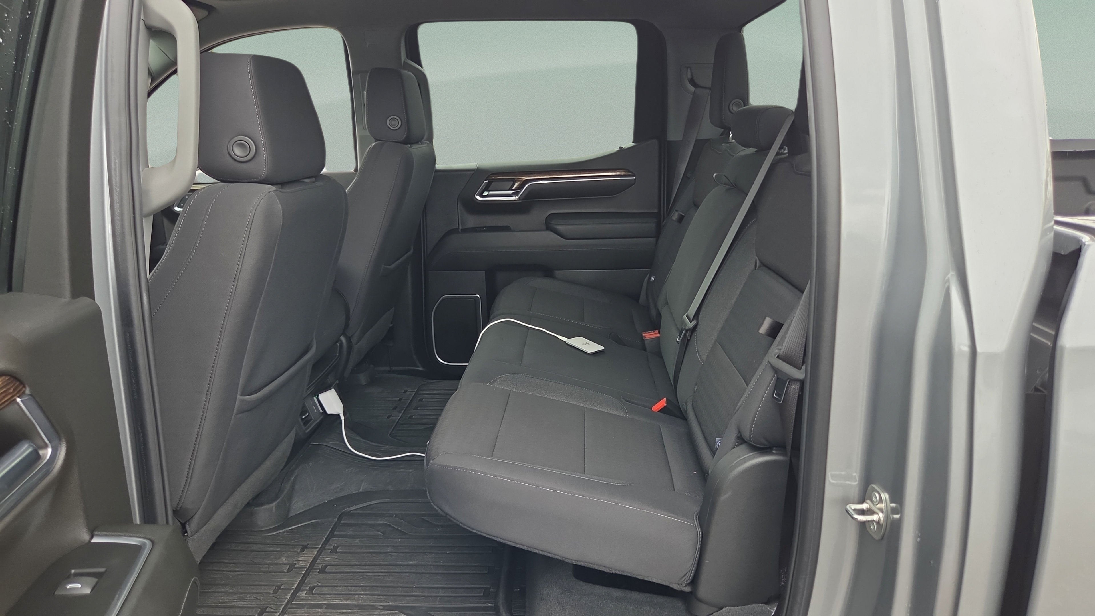 Used 2024 GMC Sierra 1500 Elevation AWD/4WD image 10