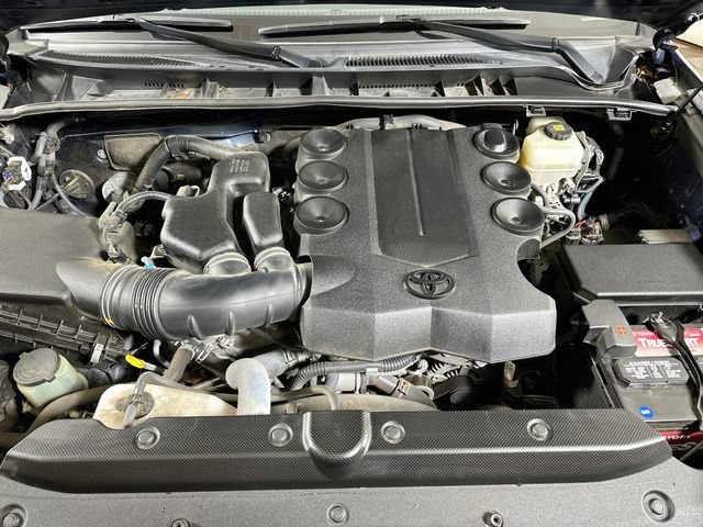 Used 2017 Toyota 4Runner Limited AWD/4WD image 36