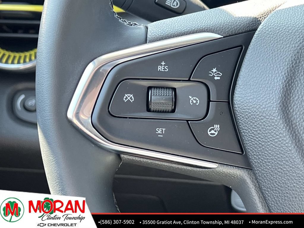 Certified 2024 Chevrolet Trax LT w/ LT Convenience Package FWD image 24
