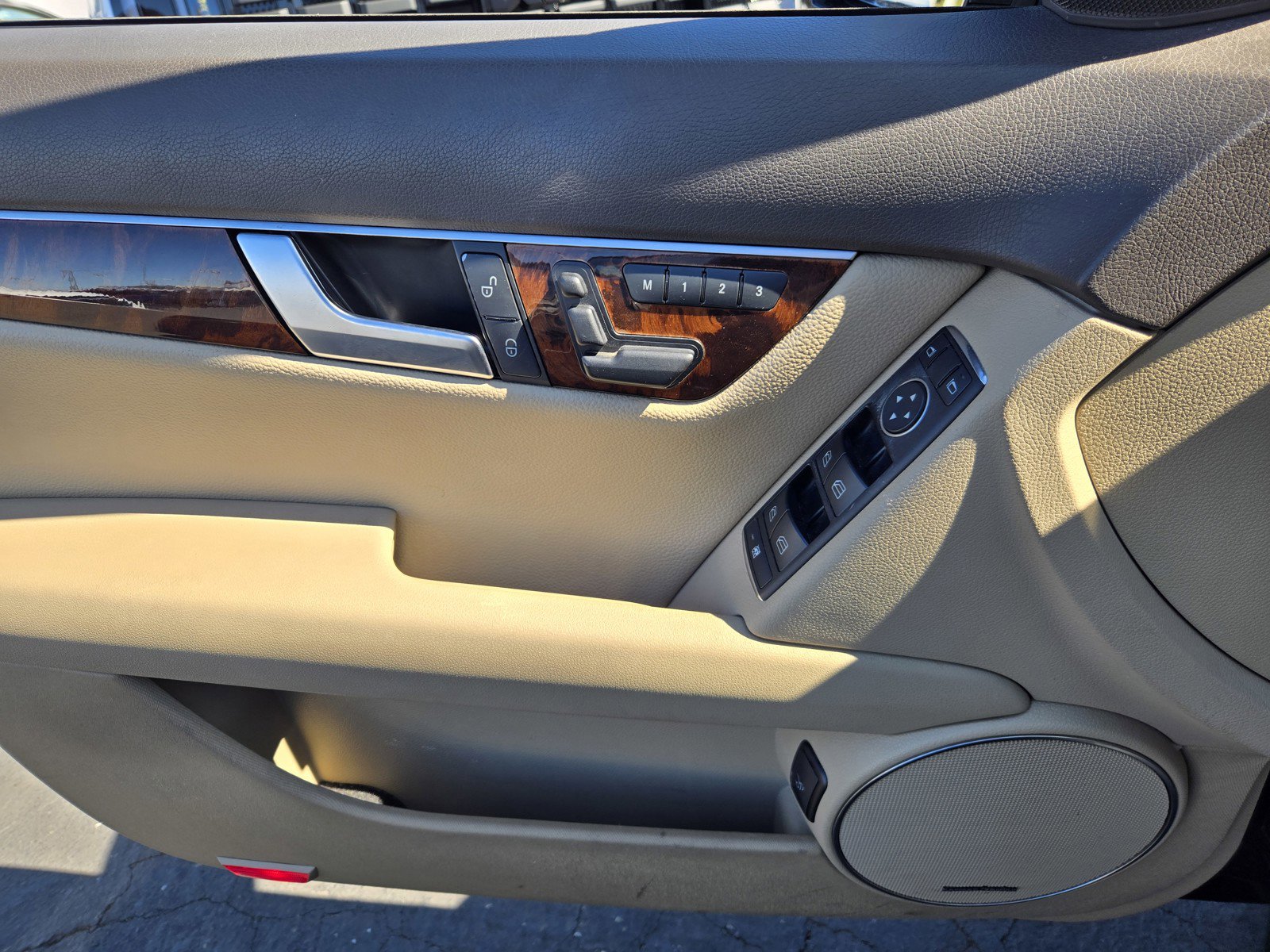 Used 2013 Mercedes-Benz C 300 4MATIC Sedan image 24